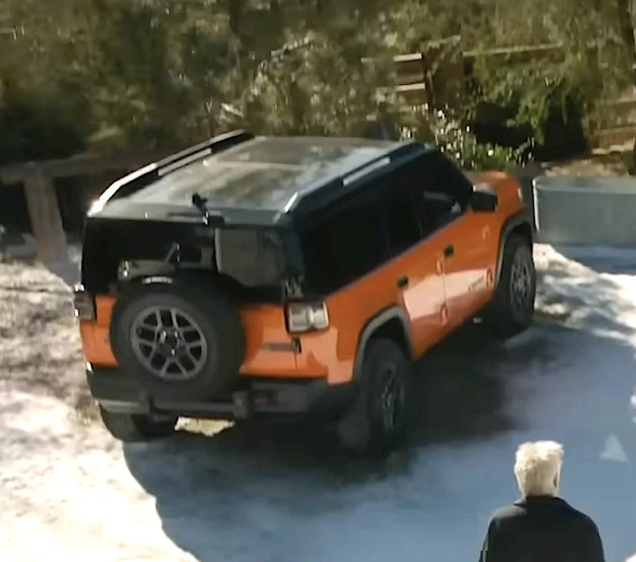 Jeep Recon EV Jeep Recon 4xe (Punk'n Color) Appears in Super Bowl Commercial 2025 Jeep Recon 4xe commercial super bowl 1